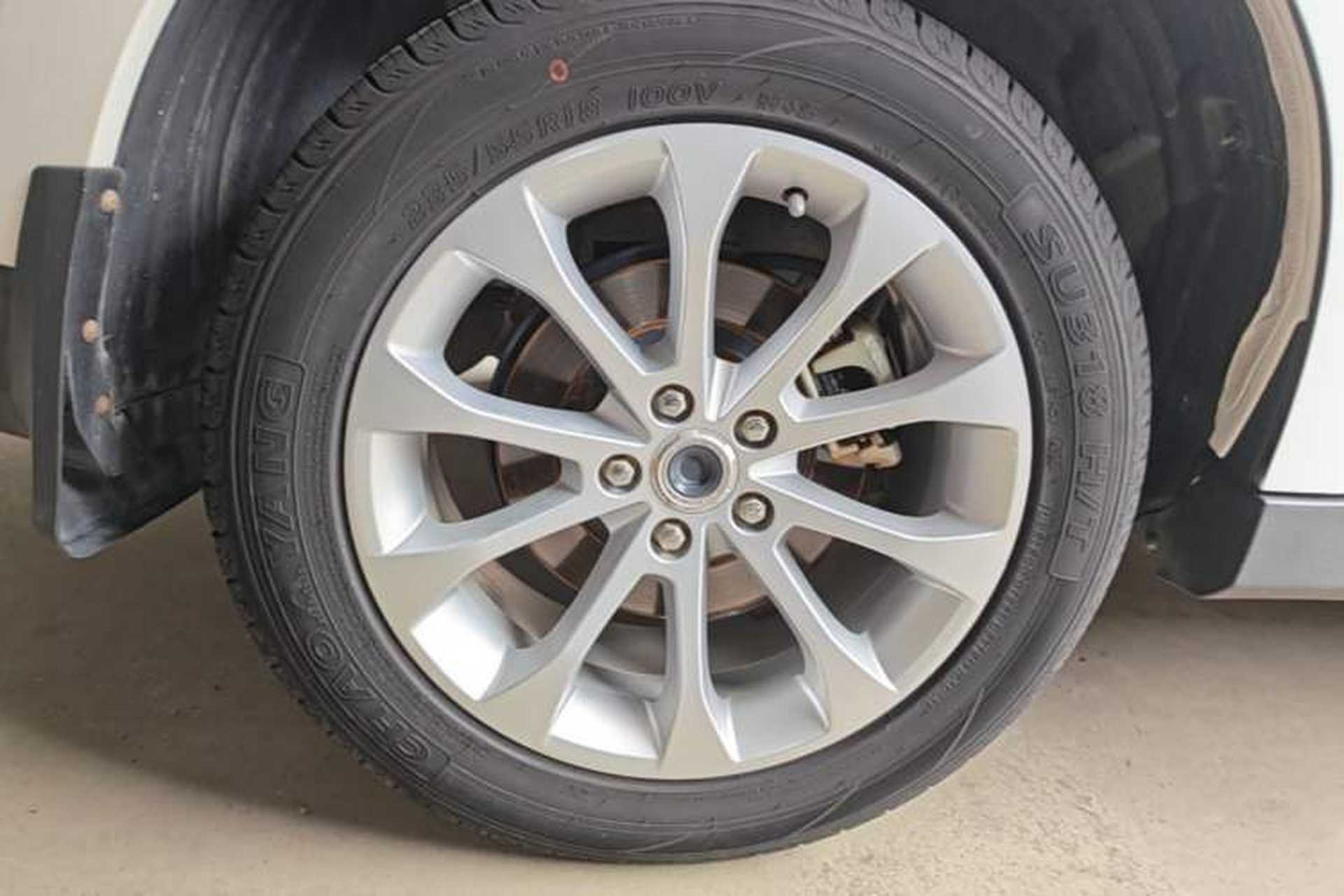 Used Haval H2 2017 Blue Label 1.5T Manual Two-Wheel Drive Elite Model Right Rear Wheel Hub