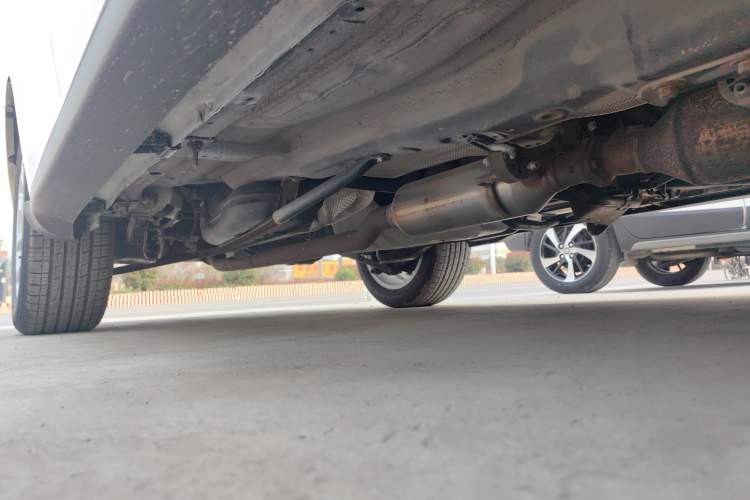 Used Haval H2 2017 Red-Label 1.5T Automatic Two-Wheel Drive Elite Model Right Side Sill