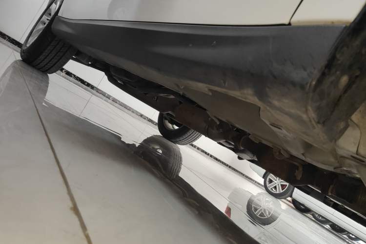 Used Haval H2 2017 Red-Label 1.5T Automatic Two-Wheel Drive Elite Model Right Side Sill