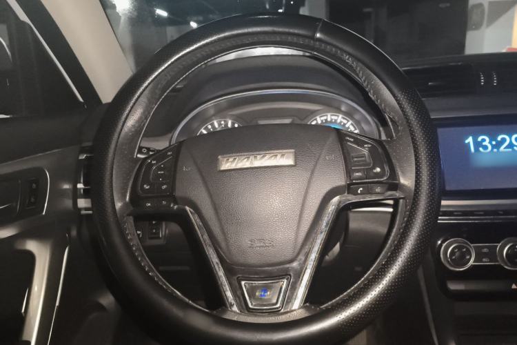 Used Haval H2 2017 Blue Label 1.5T Manual Two-Wheel Drive Elite Model Steering Wheel