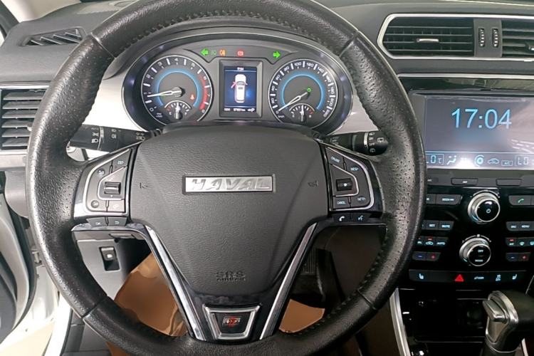 Used Haval H2 2017 Red-Label 1.5T Automatic Two-Wheel Drive Luxury Model Steering Wheel
