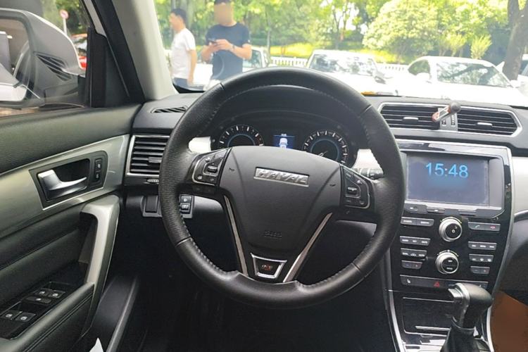 Used Haval H2 2017 Red-Label 1.5T Automatic Two-Wheel Drive Luxury Model Steering Wheel