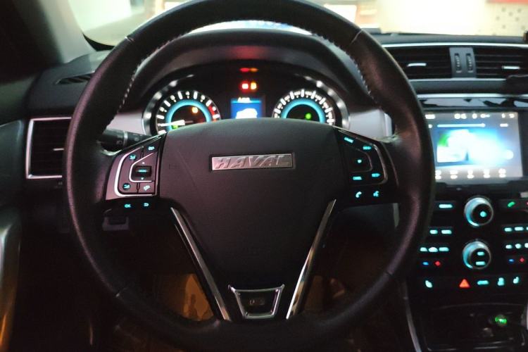 Used Haval H2 2017 Red-Label 1.5T Automatic Two-Wheel Drive Luxury Model Steering Wheel