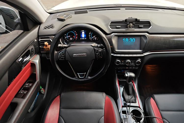 Used Haval H2 2017 Blue Label 1.5T Automatic Two-Wheel Drive Luxury Model Steering Wheel