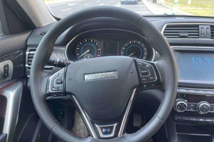 Used Haval H2 2017 Blue Label 1.5T Manual Two-Wheel Drive Elite Model Steering Wheel