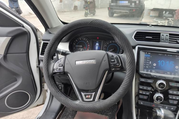 Used Haval H2 2017 Red-Label 1.5T Automatic Two-Wheel Drive Luxury Model Steering Wheel