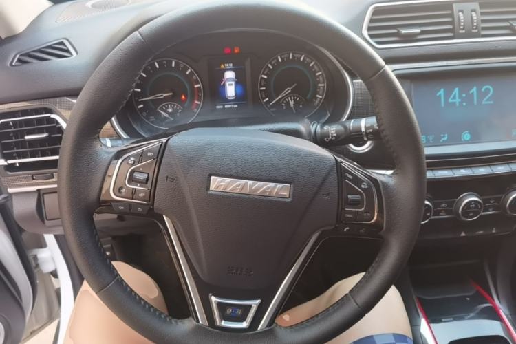 Used Haval H2 2017 Blue Label 1.5T Manual Two-Wheel Drive Elite Model Steering Wheel