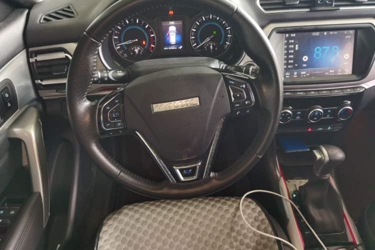Used Haval H2 2017 Blue Label 1.5T Automatic Two-Wheel Drive Luxury Model Steering Wheel