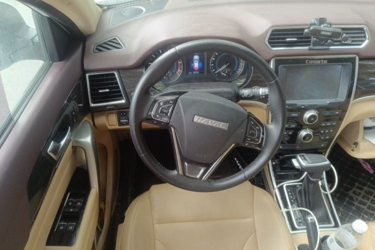 Used Haval H2 2017 Red-Label 1.5T Automatic Two-Wheel Drive Elite Model Steering Wheel