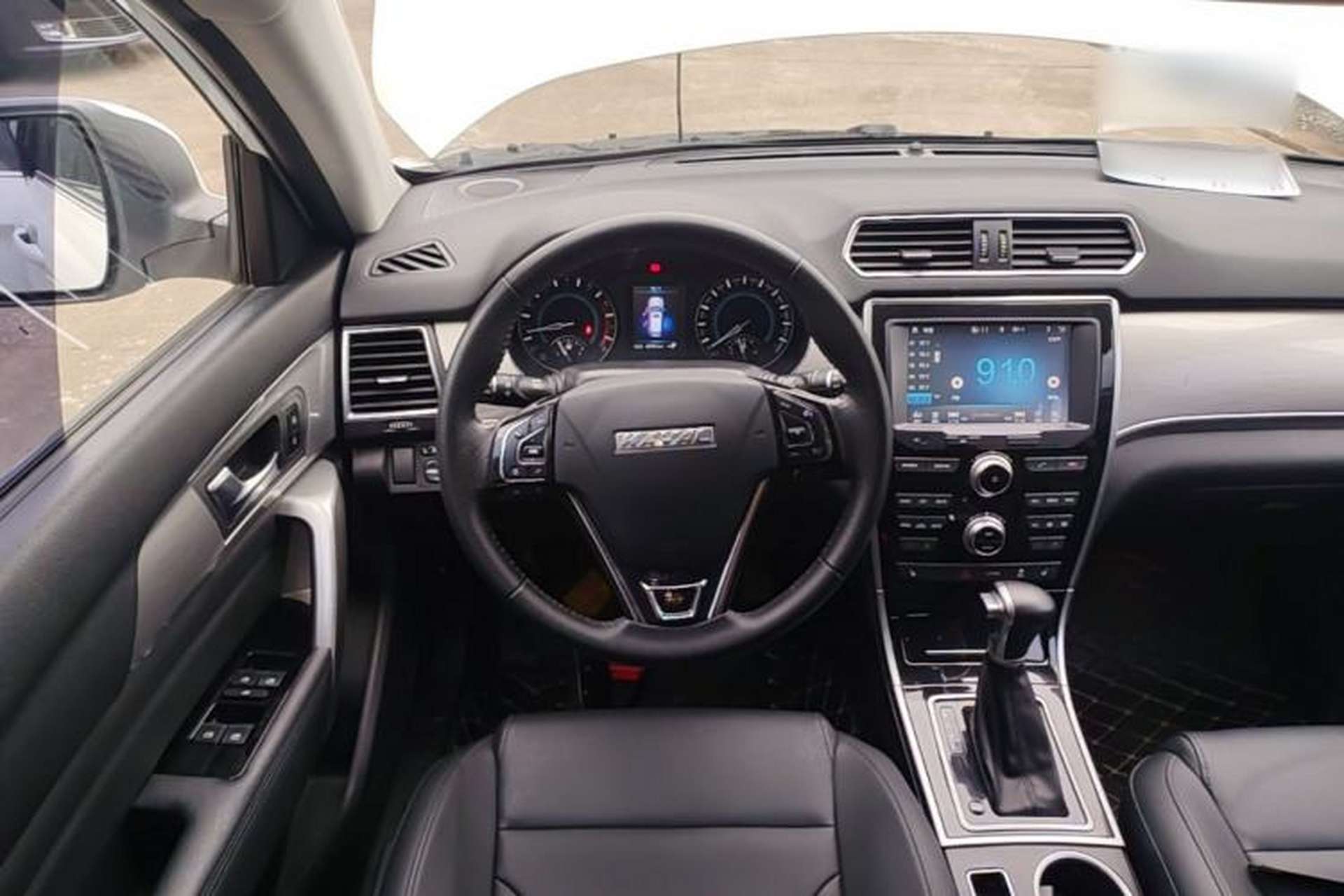 Used Haval H2 2017 Red-Label 1.5T Automatic Two-Wheel Drive Luxury Model Steering Wheel