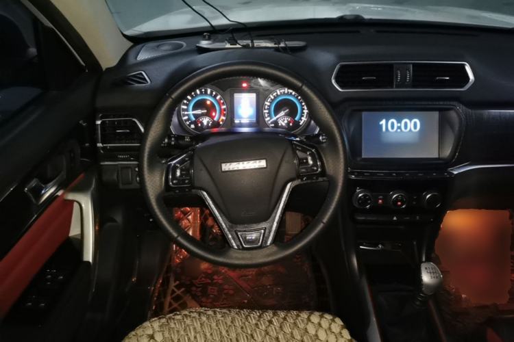Used Haval H2 2017 Blue Label 1.5T Manual Two-Wheel Drive Luxury Model Steering Wheel