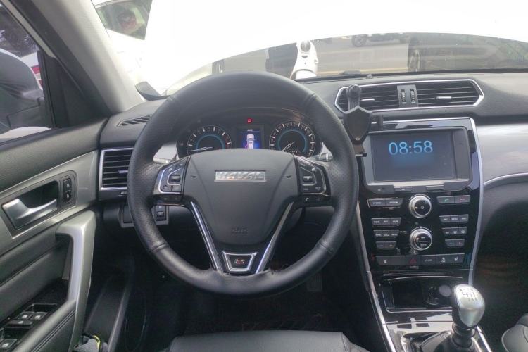 Used Haval H2 2017 Red-Label 1.5T Manual Two-Wheel Drive Luxury Model Steering Wheel