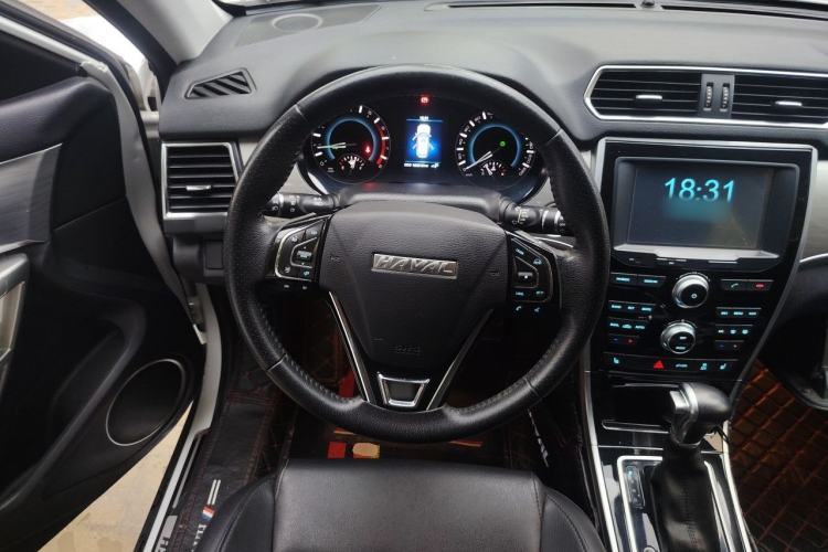 Used Haval H2 2017 Red-Label 1.5T Automatic Two-Wheel Drive Luxury Model Steering Wheel