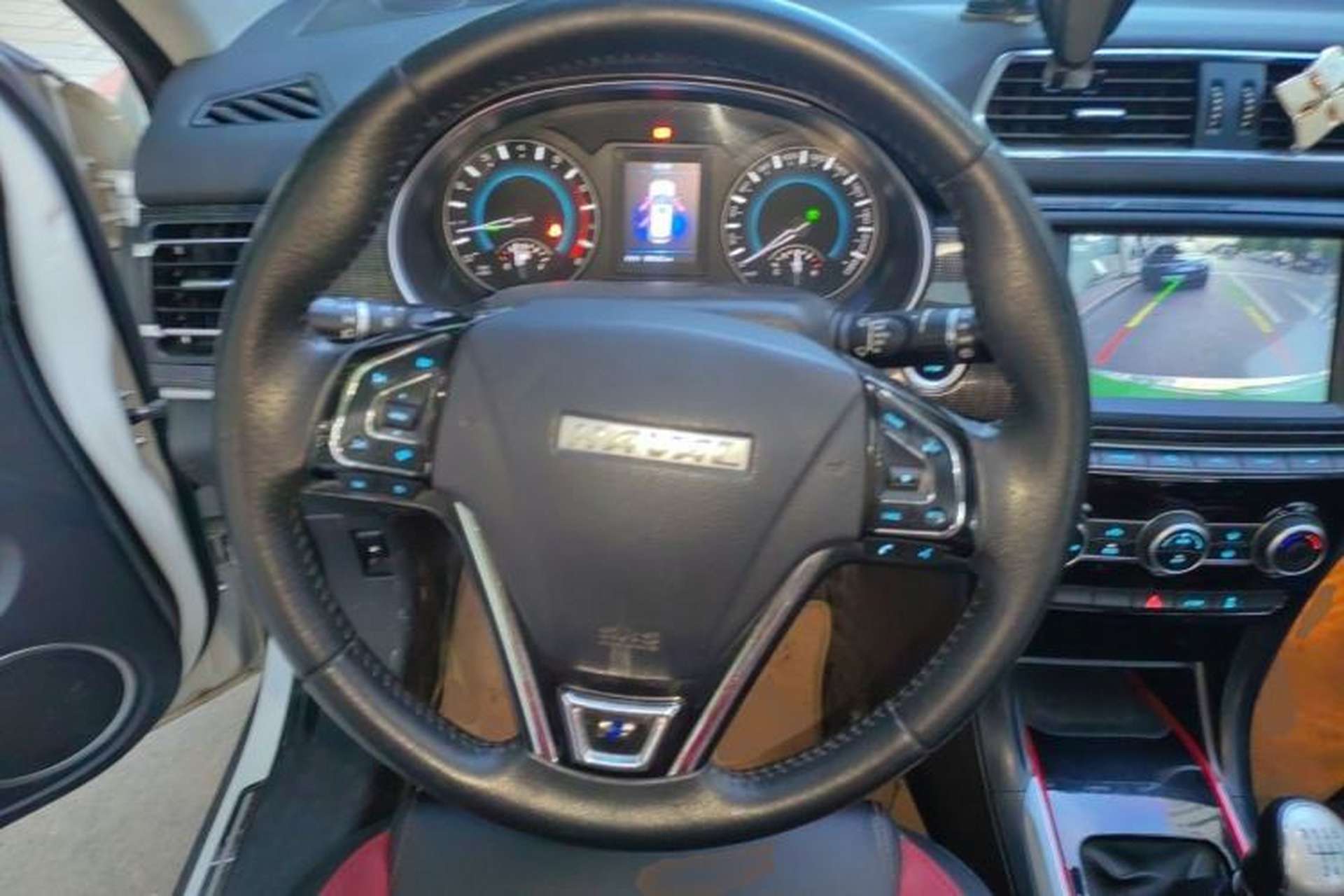 Used Haval H2 2017 Blue Label 1.5T Manual Two-Wheel Drive Luxury Model Steering Wheel