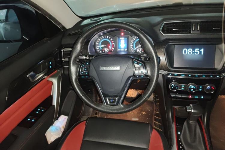 Used Haval H2 2017 Blue Label 1.5T Automatic Two-Wheel Drive Luxury Model Steering Wheel