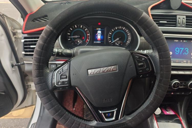 Used Haval H2 2017 Blue Label 1.5T Manual Two-Wheel Drive Elite Model Steering Wheel