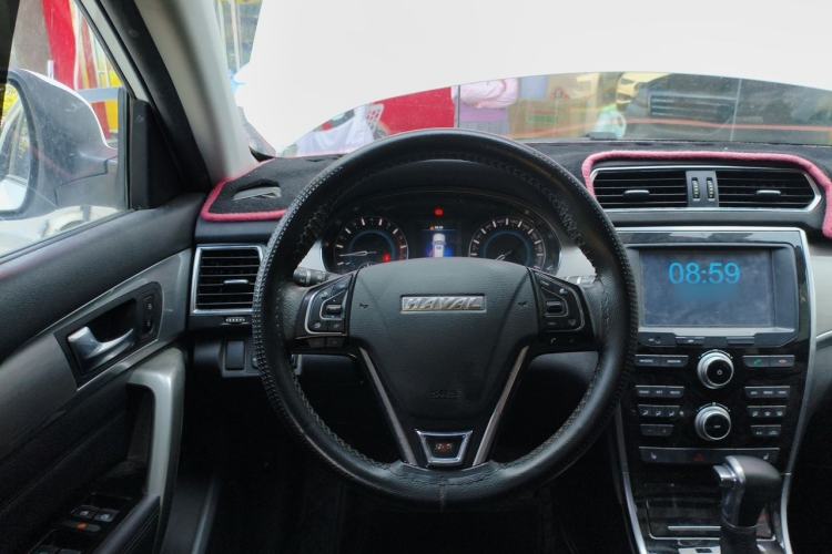 Used Haval H2 2017 Red-Label 1.5T Automatic Two-Wheel Drive Elite Model Steering Wheel