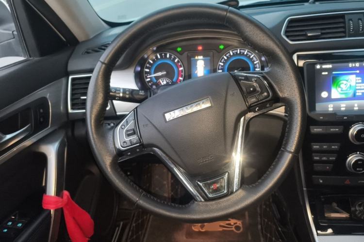 Used Haval H2 2017 Red-Label 1.5T Manual Two-Wheel Drive Luxury Model Steering Wheel
