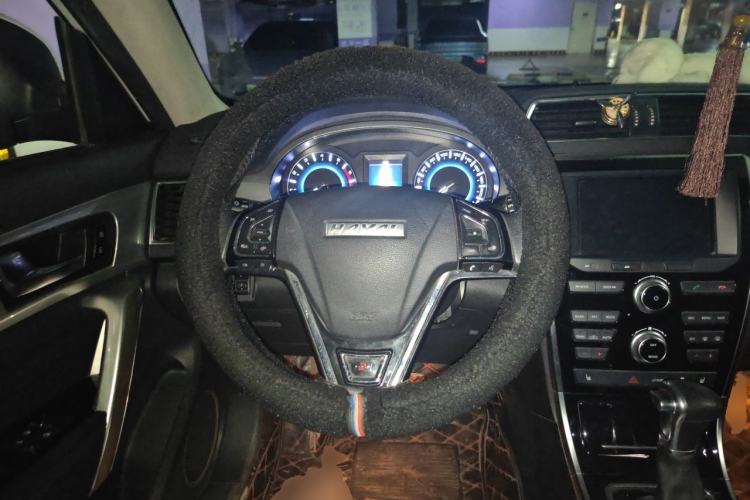 Used Haval H2 2017 Red-Label 1.5T Automatic Two-Wheel Drive Luxury Model Steering Wheel