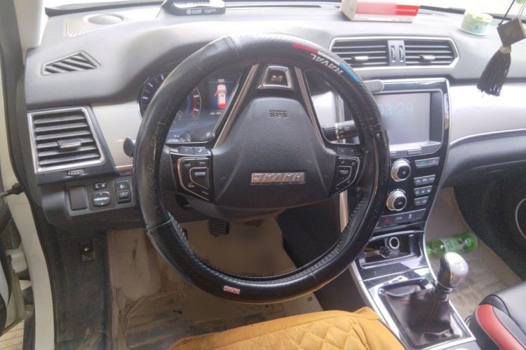 Used Haval H2 2017 Red-Label 1.5T Manual Two-Wheel Drive Comfort Model Steering Wheel