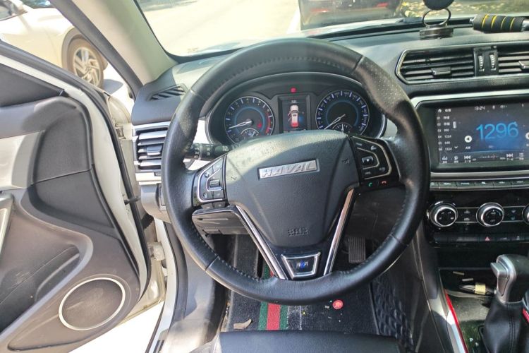 Used Haval H2 2017 Blue Label 1.5T Automatic Two-Wheel Drive Luxury Model Steering Wheel