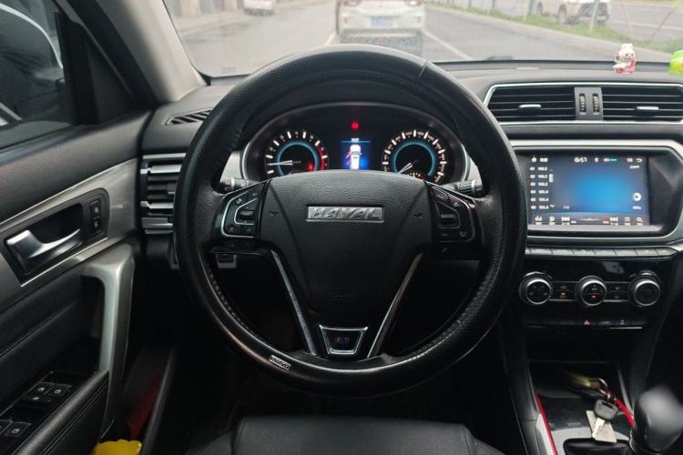 Used Haval H2 2017 Blue Label 1.5T Manual Two-Wheel Drive Elite Model Steering Wheel