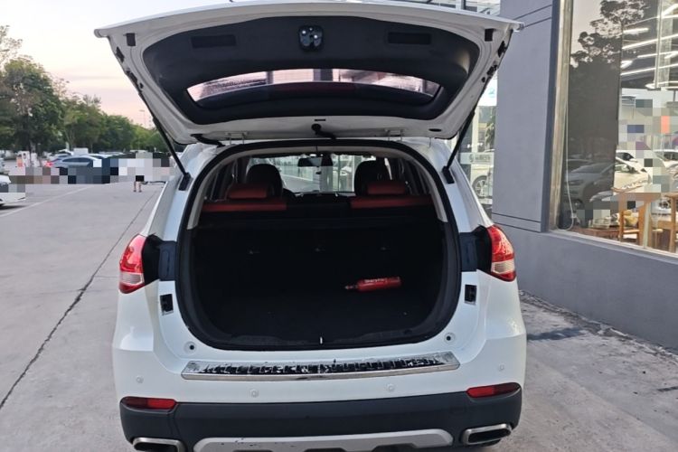 Used Haval H2 2017 Blue Label 1.5T Automatic Two-Wheel Drive Luxury Model Trunk