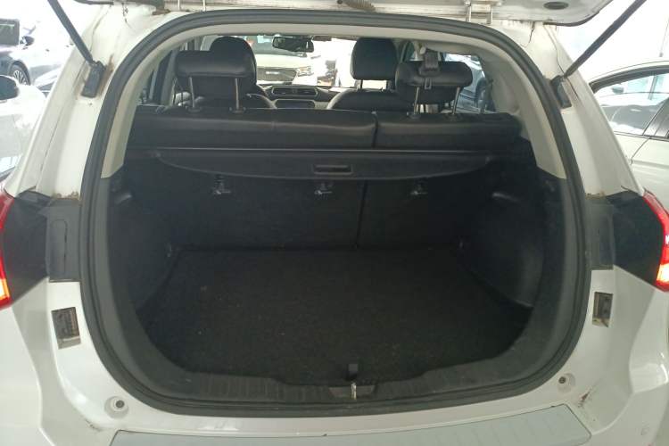 Used Haval H2 2017 Blue Label 1.5T Automatic Two-Wheel Drive Prestige Model Trunk