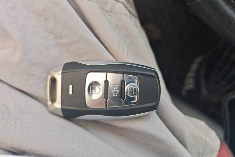 Used Haval H2 2017 Blue Label 1.5T Automatic Two-Wheel Drive Elite Model Vehicle Key