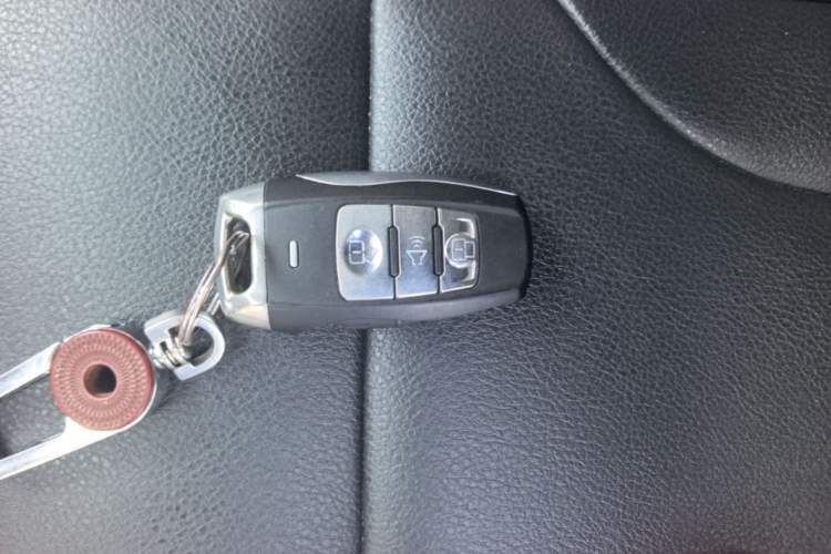 Used Haval H2 2017 Red-Label 1.5T Automatic Two-Wheel Drive Elite Model Vehicle Key
