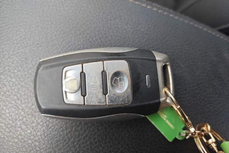 Used Haval H2 2017 Red-Label 1.5T Automatic Two-Wheel Drive Elite Model Vehicle Key