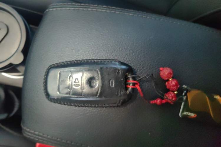 Used Haval H2 2017 Red-Label 1.5T Automatic Two-Wheel Drive Elite Model Vehicle Key