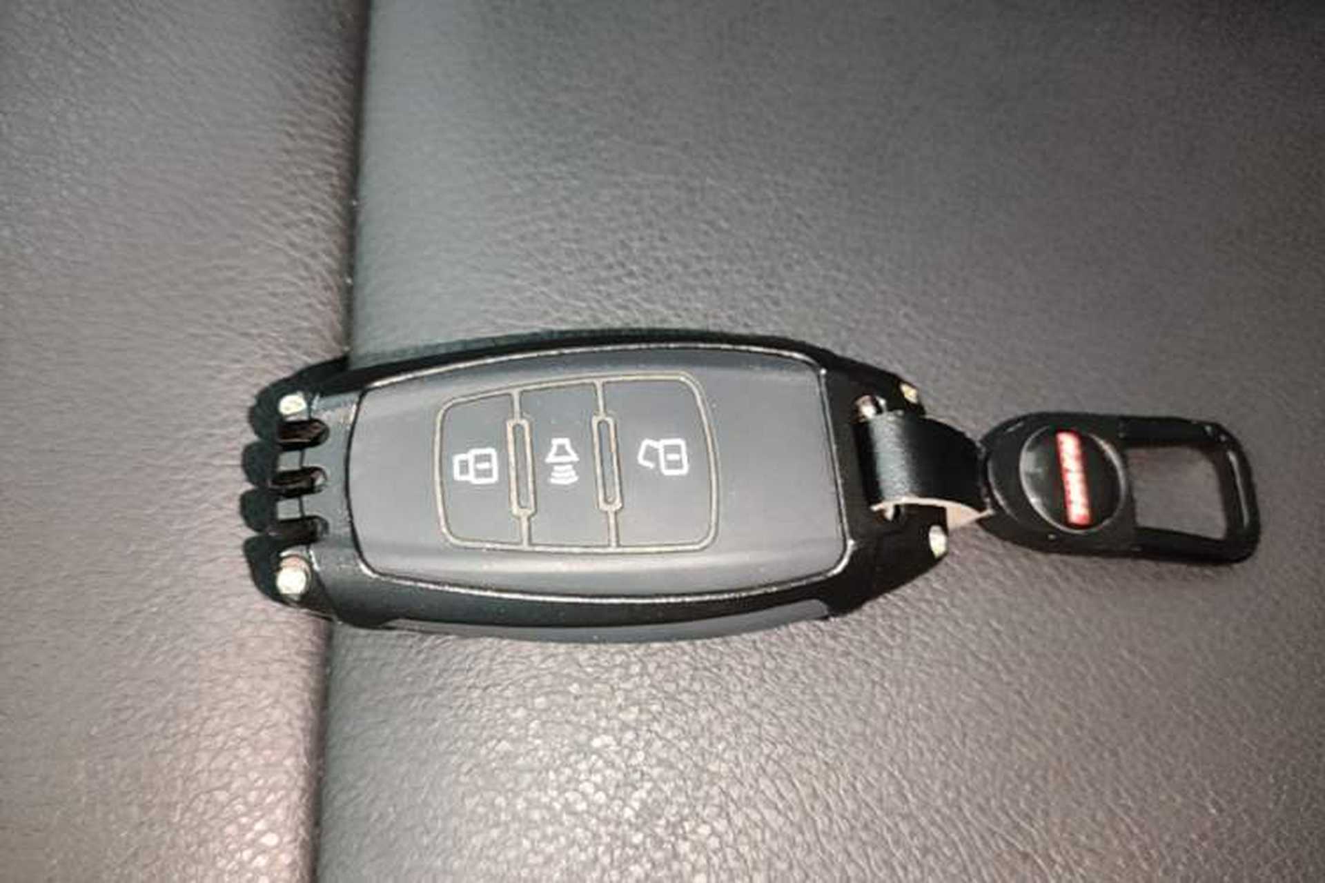 Used Haval H2 2017 Red-Label 1.5T Automatic Two-Wheel Drive Elite Model Vehicle Key