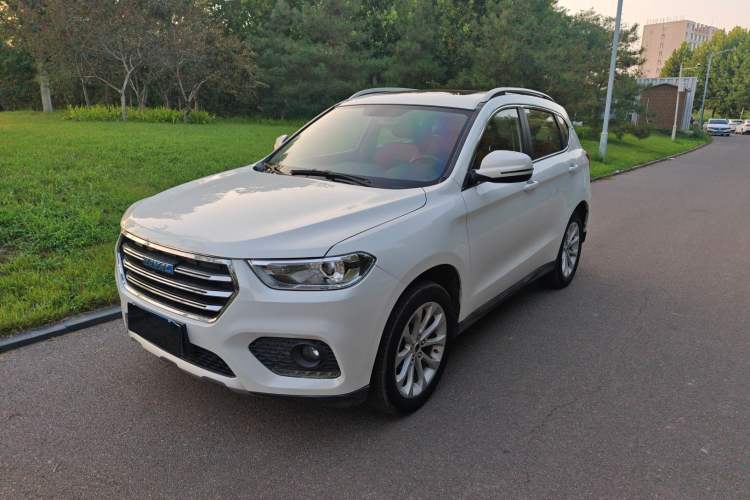 Used Haval H2 2017 Blue Label 1.5T Manual Two-Wheel Drive Luxury Model Guazi used car, China used car export, Used car for sale, Used cars, Cheapest cars for sale