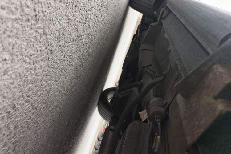 Used Haval H2 2018 Chuanxiang Edition Blue Badge 1.5T Dual-Clutch Two-Wheel Drive Fashionable Model Chassis Rear Left