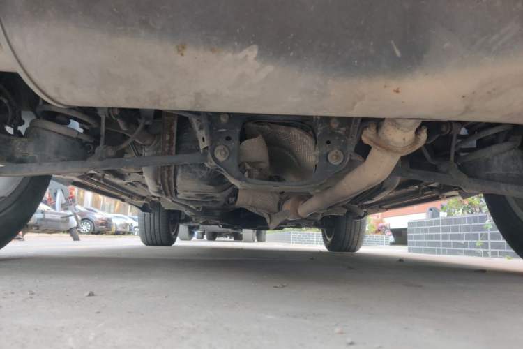 Used Haval H2 2018 Red-Label 1.5T Manual Two-Wheel Drive Elite Model Chassis Rear