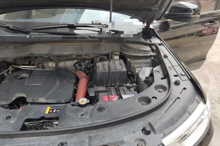 Used Haval H2 2018 Chuanxiang Edition Blue Badge 1.5T Dual-Clutch Two-Wheel Drive Fashionable Model Engine Bay Left