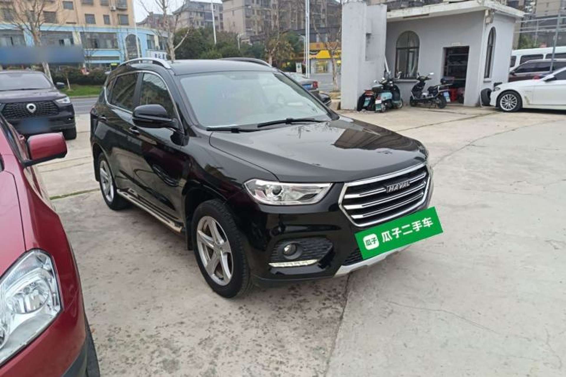 Used Haval H2 2018 Chuanxiang Edition Blue Badge 1.5T Manual Two-Wheel Drive Fashionable Model Exterior 1