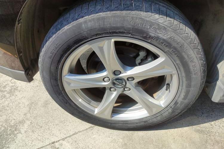Used Haval H2 2018 Chuanxiang Edition Red Badge 1.5T Dual-Clutch Two-Wheel Drive Fashionable Model Exterior 5