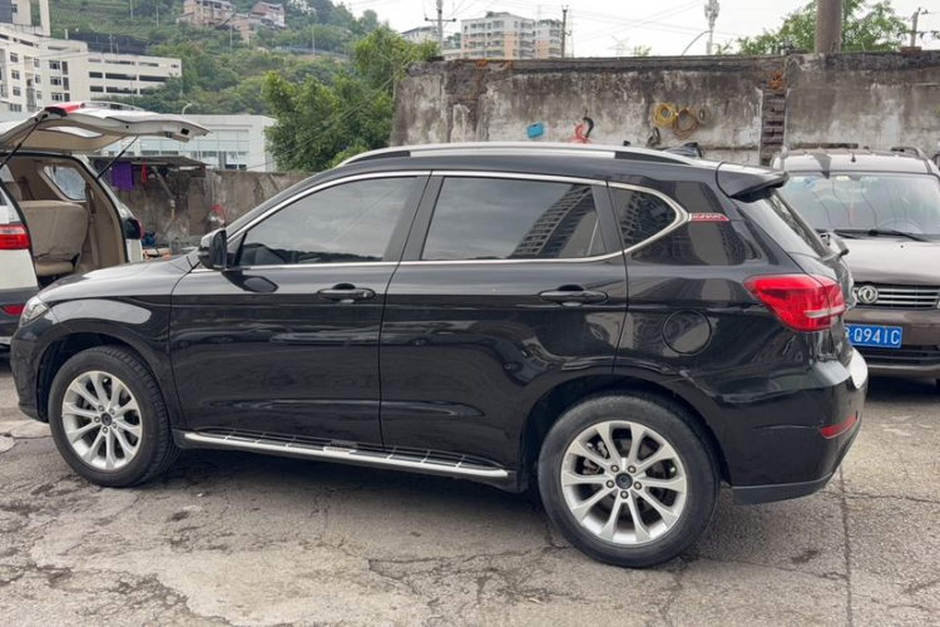 Used Haval H2 2018 Red-Label 1.5T Dual-Clutch Two-Wheel-Drive Luxury Model Exterior 5