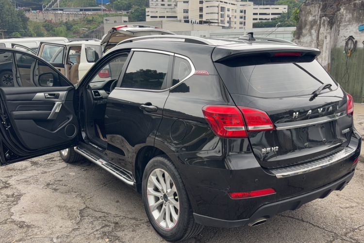 Used Haval H2 2018 Red-Label 1.5T Dual-Clutch Two-Wheel-Drive Luxury Model Exterior 7