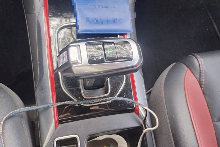 Used Haval H2 2018 Chuanxiang Edition Blue Badge 1.5T Dual-Clutch Two-Wheel Drive Fashionable Model Gear Lever