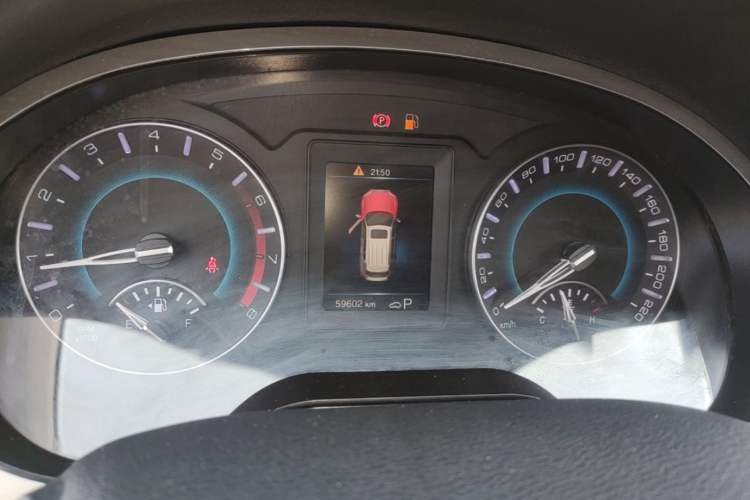 Used Haval H2 2018 Chuanxiang Edition Red Badge 1.5T Dual-Clutch Two-Wheel Drive Fashionable Model Instrument Cluster