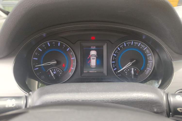 Used Haval H2 2018 Red-Label 1.5T Manual Two-Wheel Drive Elite Model Instrument Cluster