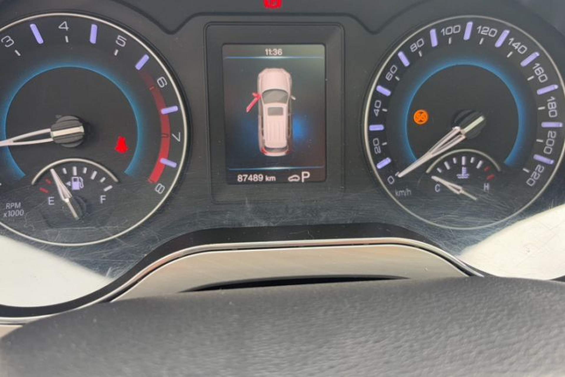 Used Haval H2 2018 Red-Label 1.5T Dual-Clutch Two-Wheel-Drive Luxury Model Interior 4