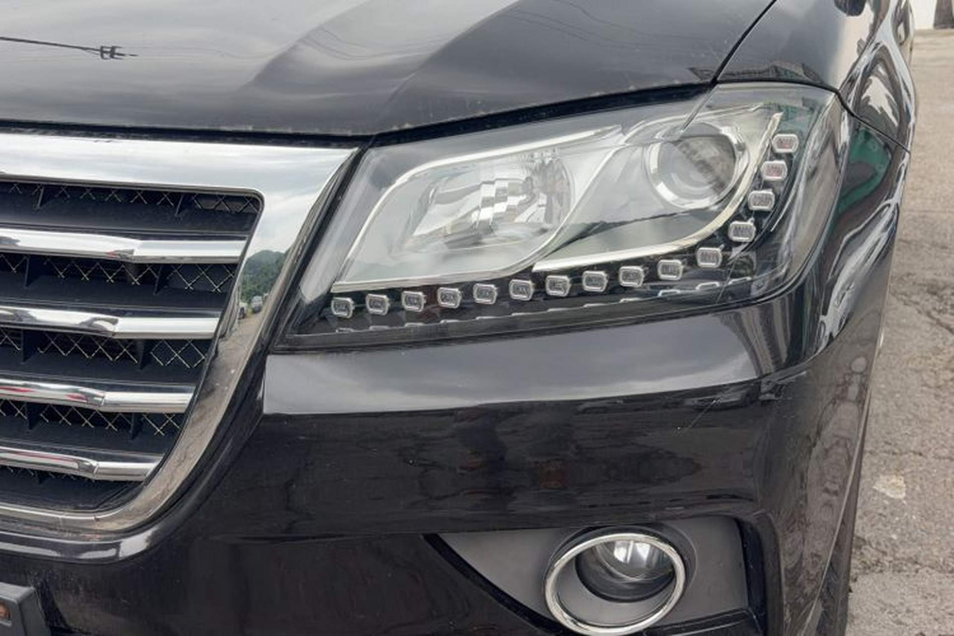 Used Haval H2 2018 Red-Label 1.5T Dual-Clutch Two-Wheel-Drive Luxury Model Left Front Headlight