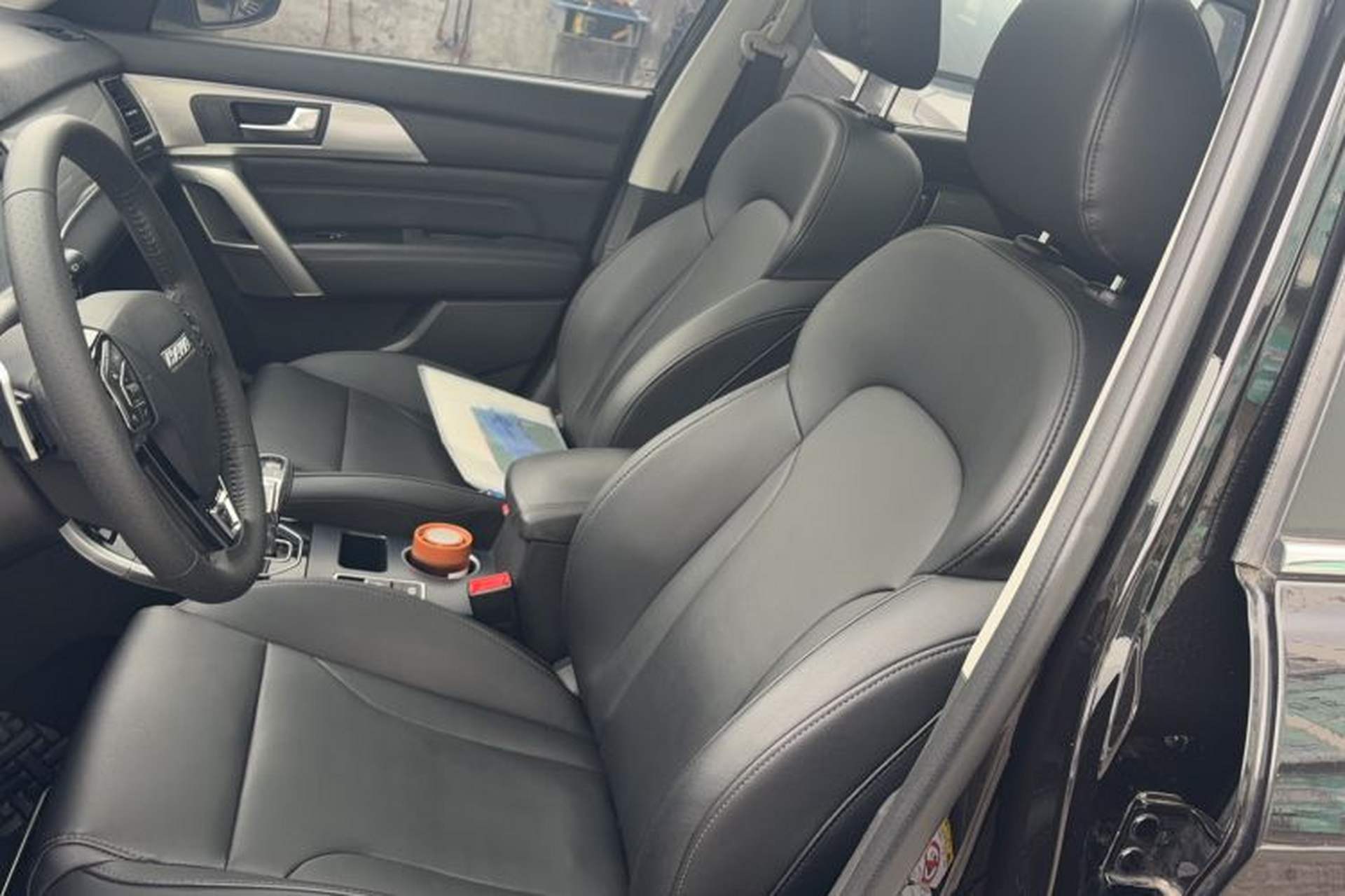 Used Haval H2 2018 Red-Label 1.5T Dual-Clutch Two-Wheel-Drive Luxury Model Left Front Seat