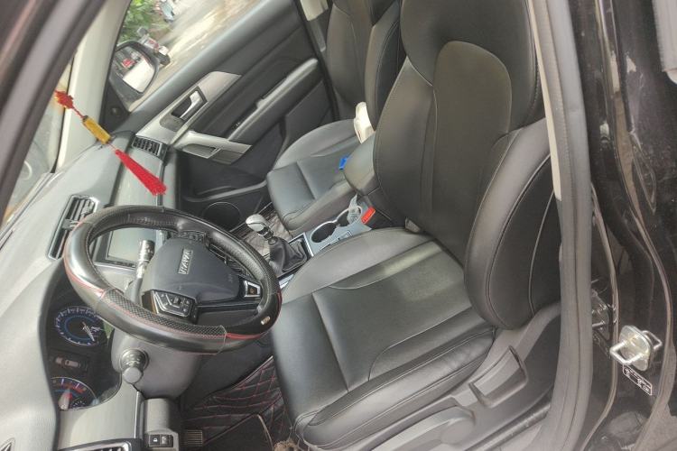 Used Haval H2 2018 Red-Label 1.5T Manual Two-Wheel Drive Elite Model Left Front Seat