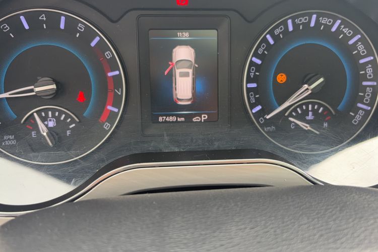 Used Haval H2 2018 Red-Label 1.5T Dual-Clutch Two-Wheel-Drive Luxury Model Odometer Close Up