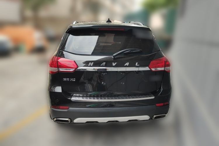 Used Haval H2 2018 Chuanxiang Edition Blue Badge 1.5T Dual-Clutch Two-Wheel Drive Fashionable Model Rear